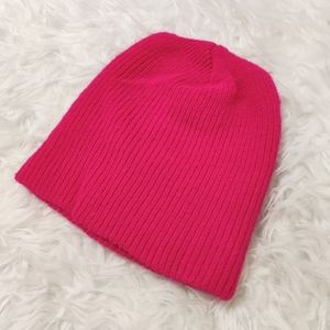 Magenta beanie